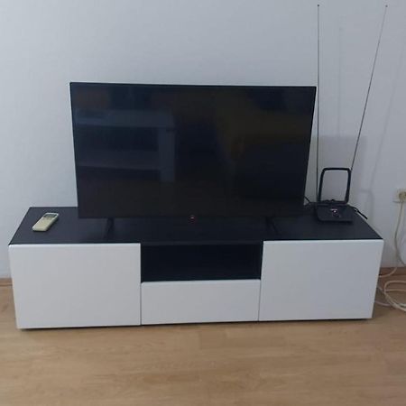 Apartment Papak Трогир Екстериор снимка